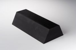 「両側テーパー」 天然ゴム(黒/NR) 50mm × 100mm × 200mm 1コ